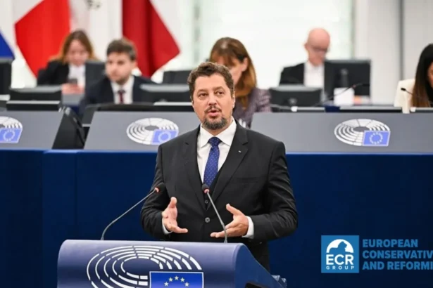 claudiu tarziu europarlamentar romania trebuie sa si pastreze oamenii acasa nu sa i inlocuiasca 6a7b65764e96a