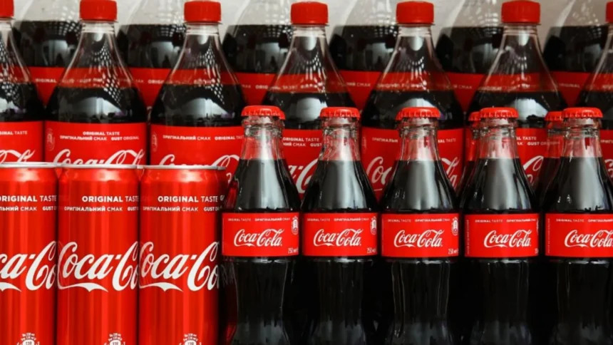 coca cola renunta la traditie din cauza generatiei z apar bauturile personalizate care costa mai mult 6a8ab589920e1