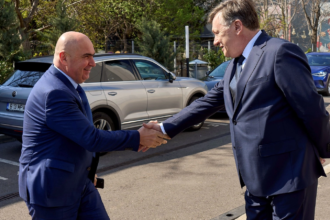 crin antonescu acuza propaganda lui bolojan exista suficienti prosti in romania care sa creada 6a7cdece5f7bf