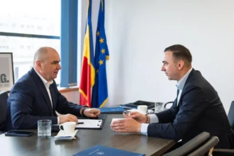 de ce costa motorina peste 10 lei desi petrolul s a ieftinit bogdan ivan daca nu se intampla asta cineva tradeaza si romanii si statul roman 6a72183618e8e