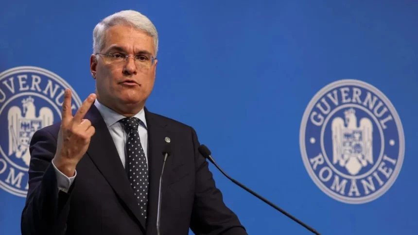 dedublarea dusa la un alt nivel pislaru de la mipe il avertizeaza pe acelasi pislaru de la munca ca a uitat chiar de oamenii din curtea proprie 6a75f79dece55