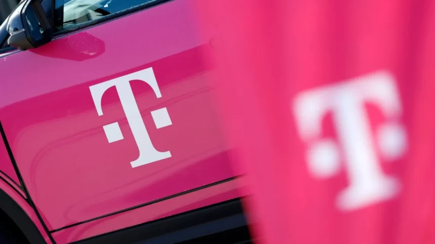 deutsche telekom cumpara fiberhost si inea din polonia pentru un miliard de euro 6a8539b83f406