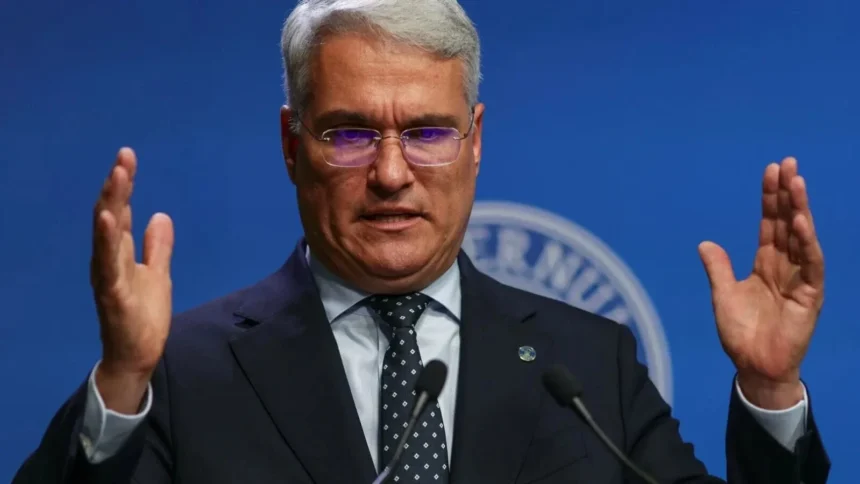 dragos pislaru e ironic dupa ce csm a atentionat ca sefii din justitie vor fi mai prost remunerati decat cei din alte sisteme problema e rezolvata deja si stiau 6a86bfbb9340d