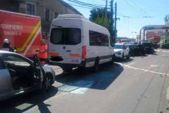 dupa accidentul din medias titi aur vine cu un sfat pentru soferi cum trebuie sa reactioneze cand un vehicul scapat de sub control vine direct spre ei 6a874cda91284
