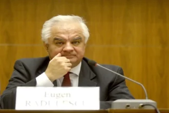 eugen radulescu dupa decizia fitch am scapat milimetric consilierul bnr avertizeaza ca pericolul retrogradarii este mai mare decat era inainte 6a6e35864d5d7