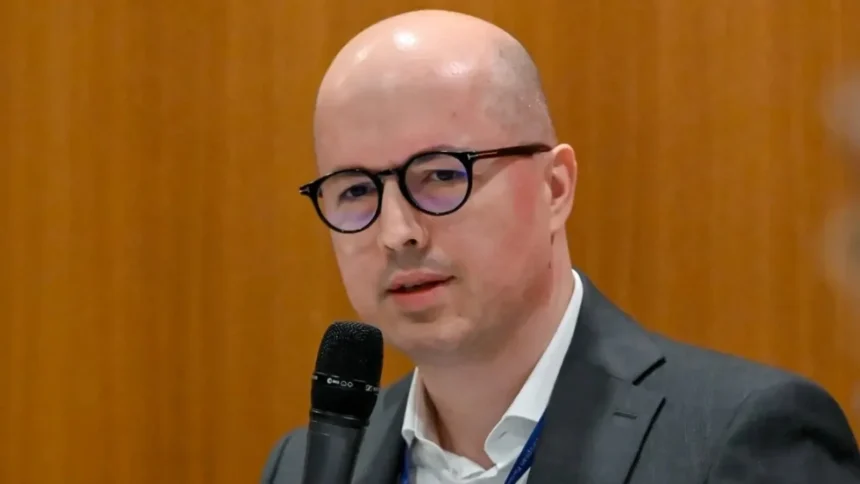 europarlamentarul psd andi cristea atrage atentia apararea trebuie sa functioneze la viteza ai 6a8193813d366