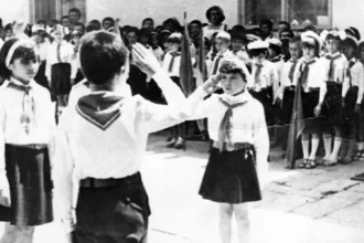 foto documente din arhivele securitatii elevi recrutati ca informatori cu ajutorul profesorilor fara stirea parintilor 6a8d73d3d61a5