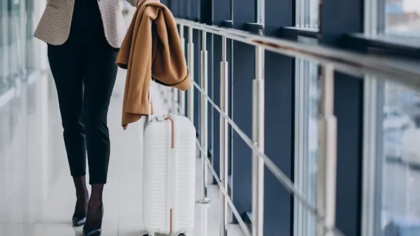 iti place sa calatoresti si cauti un job poti fi platit sa vorbesti cu strainii in opt orase din europa se ofera salariu de 2 630 de euro pe luna 6a87a94c32f46