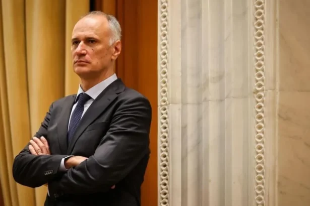 liderul senatorilor usr psd si aur la putere ar duce romania direct in junk 6a7717e58db6a