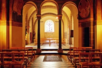 miracolul germaniei tot mai multi oameni renunta la biserica dar institutia produce foarte multi bani 6a7ac769f2645