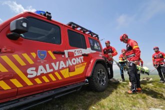 mobilizare in forta pe valea alba salvamontistii au recuperat doi alpinisti ramasi blocati 6a773803acd00
