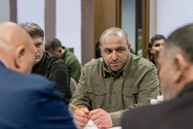 negociatorul sef al ucrainei rustem umerov preia conducerea serviciului de informatii externe 6a70a15da570e