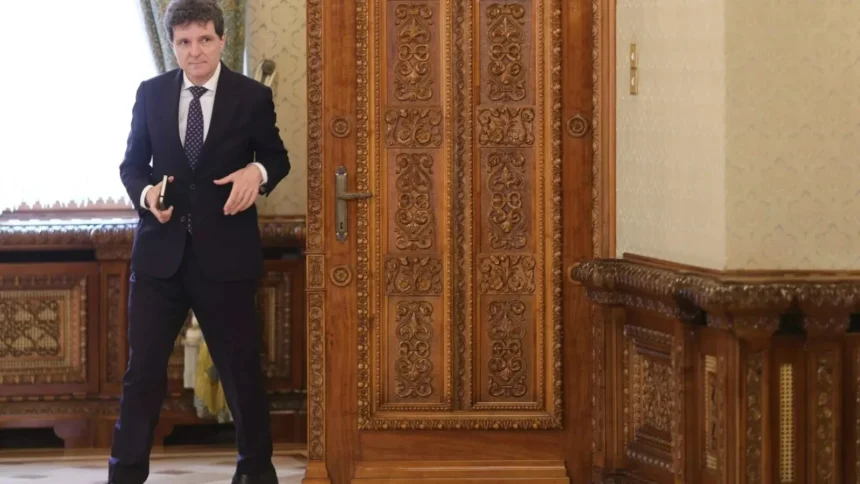 nicusor dan forteaza negocierile pe legea salarizarii negocieri cu liderii partidelor dar blocajul este total 6a8d6c537afc9