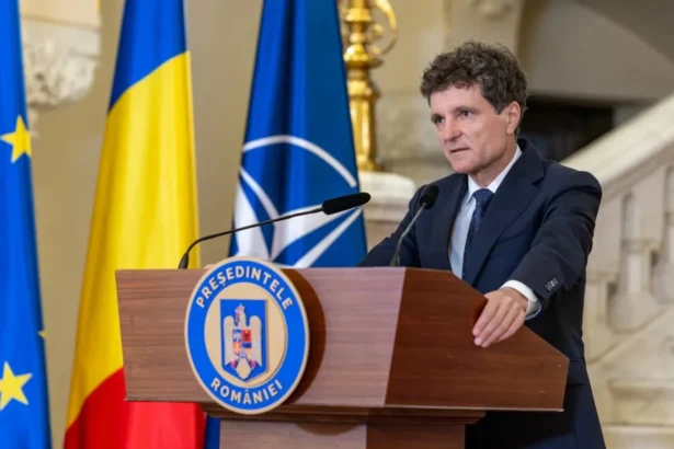 nicusor dan pune marea neagra in centrul viitorului romaniei avem nevoie de viziune si consecventa mesajul presedintelui de ziua marinei 6a801578e1433