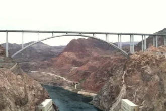 nu doar dunarea nu mai are apa sua impun restrictii pentru protejarea fluviului colorado pe care se bazeaza marea parte a legumiculturii americane 6a6e2188895a7