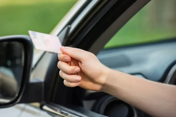 politistii au demarat in ultimele 24 de ore actiuni care au rezultat in 570 de permise de conducere retinute 6a6f285bd6fcd