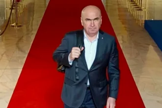 rarisim pentru bolojan a aprobat o crestere a cheltuielilor de natura salariala combinatia de factori care l a convins pe premier 6a7f21b8a1fc3