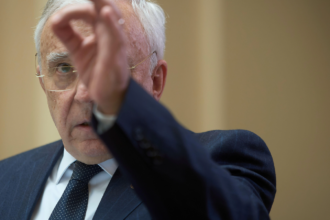 reactia bnr dupa ce eugen radulescu a avertizat ca romania se indreapta spre dezastru opiniile personale nu constituie luari de pozitii oficiale 6a8d933e5356c