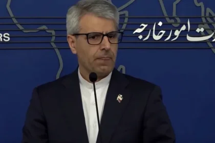 replica dura a iranului dupa ce sua au anuntat ca sufoca teheranul isi stranguleaza propriile sanse de a obtine o iesire mai putin umilitoare din criza pe care au creat o 6a7b032d31bc0
