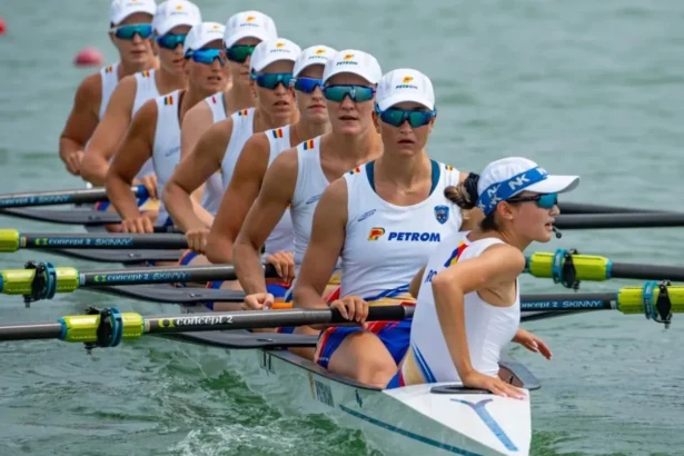 romania a cucerit aurul mondial in proba de 81 feminin la cm under 19 argint pentru echipajul de 81 mixt 6a786404ece53