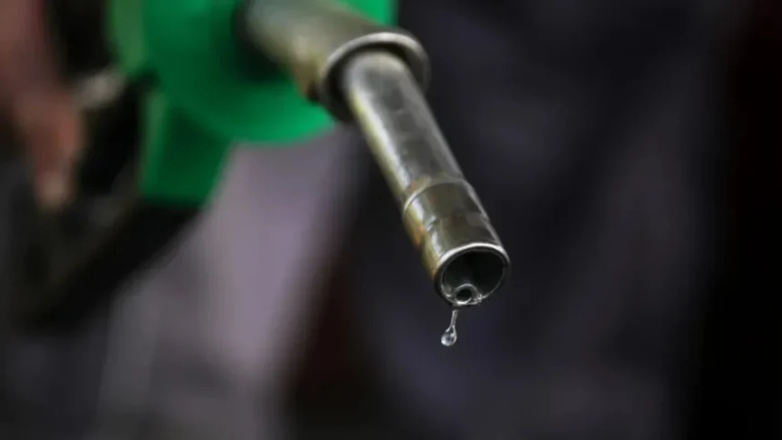 romania campioana scumpirilor la carburanti in ue preturile au explodat intr un singur an 6a88230b69e4a