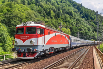 se schimba regulile la cfr sefii companiei vor fi evaluati dupa intarzieri si pierderi 6a8dfcaea739c