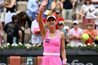 sorana cirstea in optimi la cincinnati open meci ia fost intrerupt de mai multe ori din cauza ploii 6a83f7b5e6c05