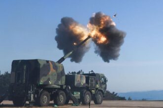 sua aleg k9 thunder pe roti ca prototip pentru viitorul obuzier k9mh pe roti o solutie si pentru romania 6a86d94dd5f34