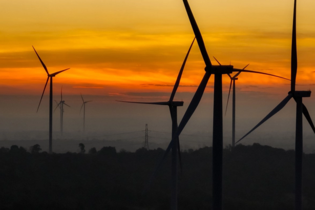 surplus de 500 mw de energie in romania sambata seara vantul asigura 35 din productie 6a77f219c5928