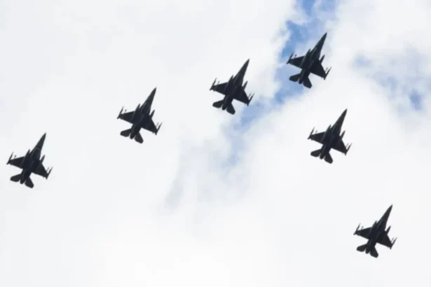 tensiuni in stramtoarea taiwan avioane militare americane au survolat zona strategica anuntul transmis de flota a 7 a a sua 6a891a3f3977a