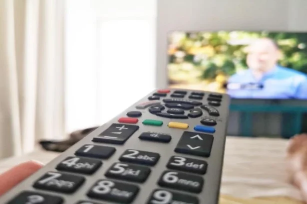 trucul gratuit prin care poti schimba radical imaginea televizorului tau in doar doua minute 6a8bc36695720