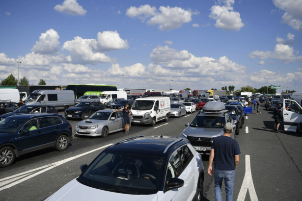 vesti bune pentru soferi se schimba regulile la una dintre cele mai aglomerate puncte de frontiera din romania 6a70d1bc5edfd