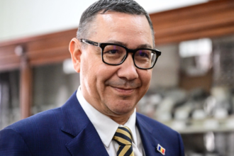 victor ponta iese la atac si critica modul in care sunt adoptate legi guvernul care stinge lumina nici daca esti chatgpt nu poti sa le faci atat de repede 6a6f12ccd6b99