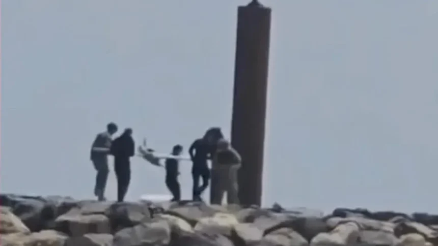 video jandarmii amenintati dupa ce au izolat zona in care o drona a fost vazuta in apa la costinesti eu personal te dau afara de la jobul tau reactia lui radu miruta 6a7e2e7336905