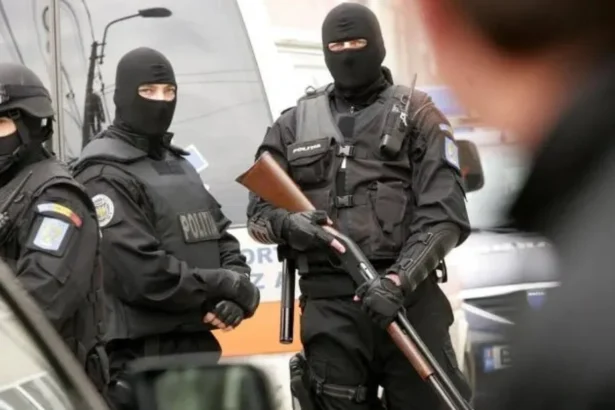 video lovitura in reteaua romanului ajuns tinta de mare valoare pentru europol sapte retinuti aur si averi sub sechestru in dosarul retelei care cara drogurile albanezilor prin europa 6a8db3182edd2