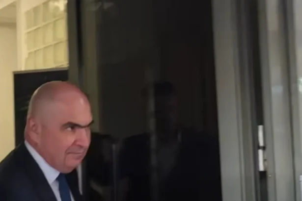 video marian ceausescu l a incuiat pe ilie bolojan banisorii nostri de la borfasi cand ii aduceti in bugetul statului 6a89f3558d6da