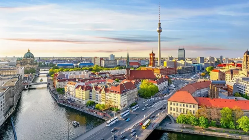 ministrul ucrainean al apararii isi anuleaza vizita la berlin din cauza intensificarii atacurilor rusesti 6abbd710300ef