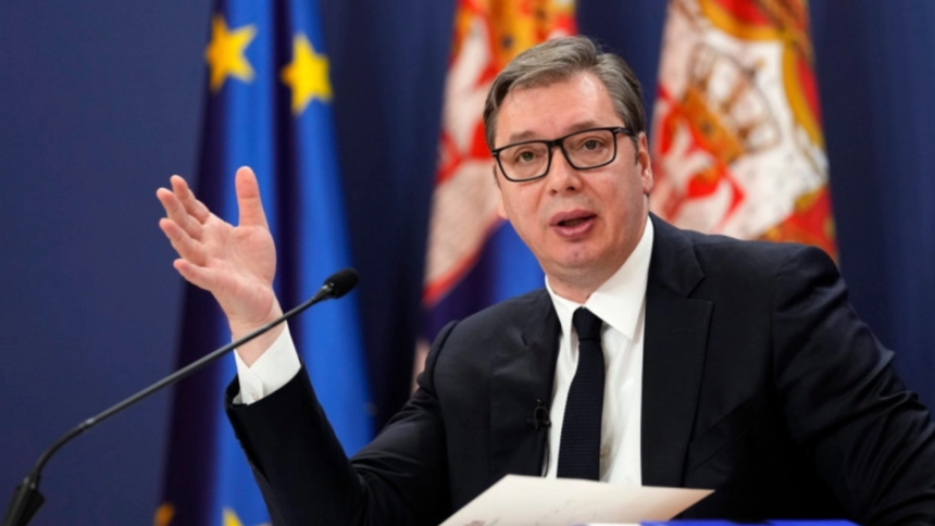 aleksandar vucic a asteptat o ora si jumatate la rand pentru a vota 6ade3a811e88f