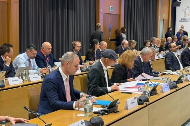 alexandru nazare anunta o decizie cruciala de la ecofin adoptata dupa 10 ani de negocieri este o piesa centrala in europa 6ace689ee921b