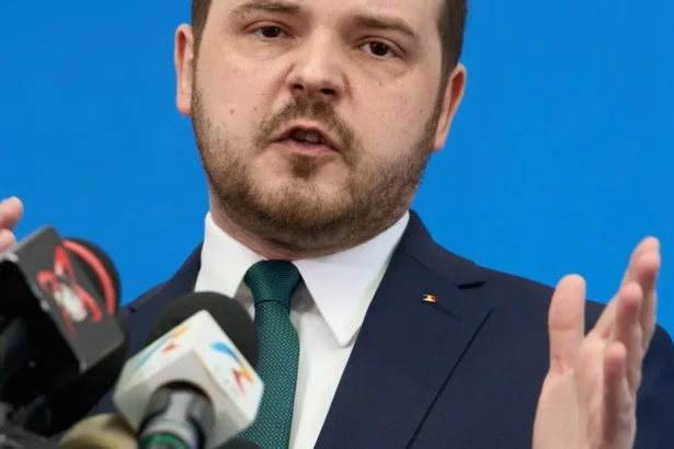 alexandru rogobete a gasit bani pentru upu si ambulanta anuntul ministrului sanatatii 6ada4616933b0