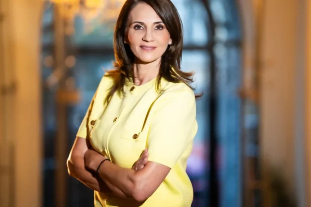 anca alexandrescu dupa atacul din bistrita si protestele violente din europa incep sa cred ca au avut ca scop distrugerea lumii 6ad6ec43e45fb