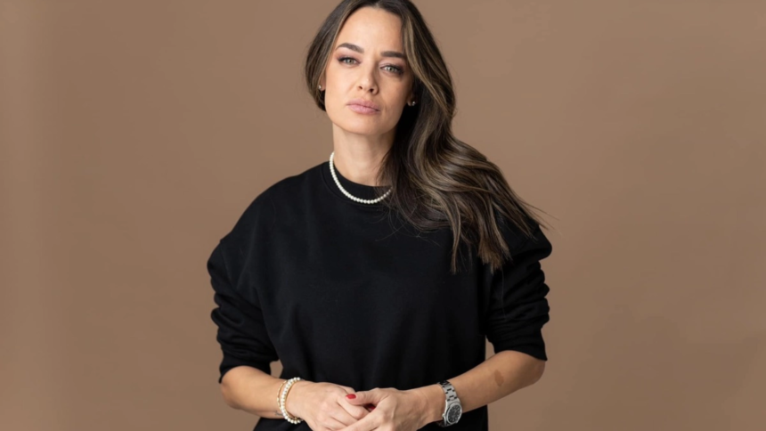 andreea raicu reactioneaza dupa declaratiile controversate ale lui mugur mihaescu in parlament avem dreptul sa cerem respect 6acd4f53c48a6