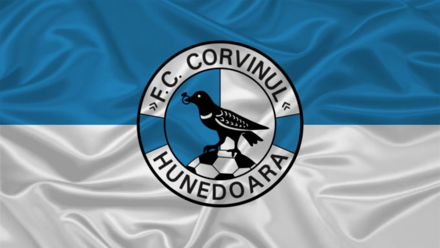 au inceput lucrarile de demolare a stadionului corvinul hunedoara o noua arena va fi construita in locul acestuia 6accf6feeaaa3