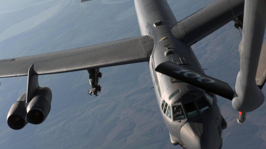 avioane invizibile pe radar si aeronave de alimentare in aer peste marea tireniana ce testeaza nato in exercitiul nuclear steadfast noon 6acfba0caeba1