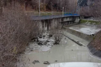 barajul paltinu ar putea intra in reparatii abia in 2029 dupa criza apei din prahova prefentul avertizeaza asupra riscurilor 6ae034d17011c