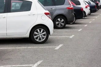 bataie de o cruzime rara in arad un tanar si a pierdut ochiul dupa ce s a sprijinit de masina unuia dintre agresori 6ac62764062e5