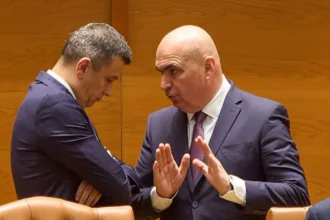 bolojan pune gaz pe foc in plina criza politica atac devastator la psd si refuz categoric de a intra la guvernare 6ac92963a5faf