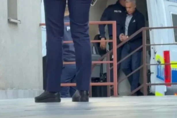 calin georgescu dus din nou cu duba la diicot ce s a schimbat in a patra zi de perchezitii informatice 6ac879883d76f