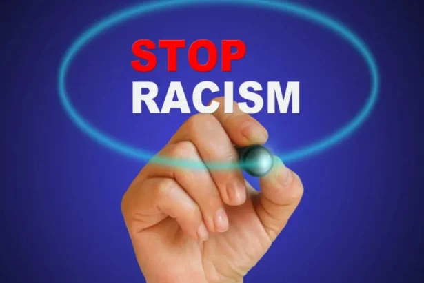 cetatenii pot raporta incidentele antisemite antirome si xenofobe pe platforma stop rasism stoprasism ro 6ac89a5e2e2fe