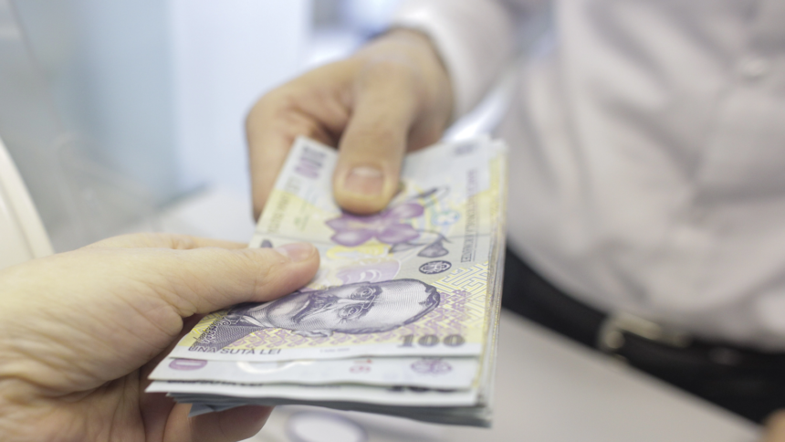 decizie majora romanii tepuiti prin robor vor primi banii inapoi de la banci in 45 de zile legea a trecut de senat si se aplica inclusiv contractelor de credit care au incetat 6acf57ae1d72c